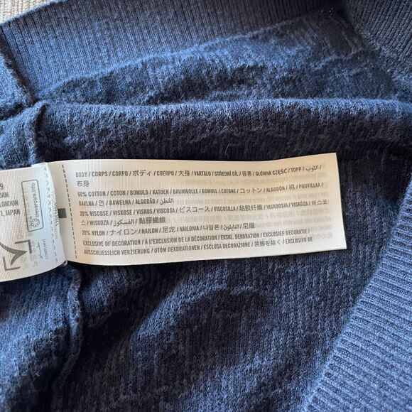 Abercrombie navy blue sweater button down, size XS - Picture 5 of 7